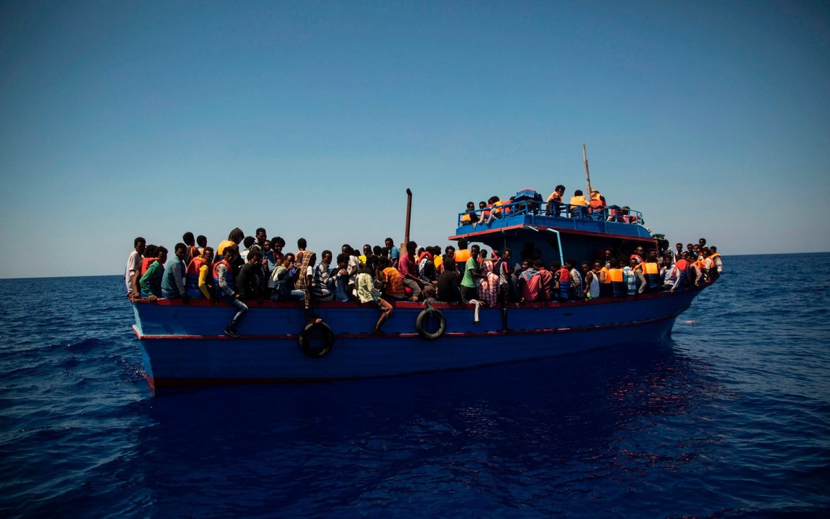 پیشنهاد مالی اروپا به تونس با هدف اعمال محدودیت‌های بیشتر علیه پناهجویان