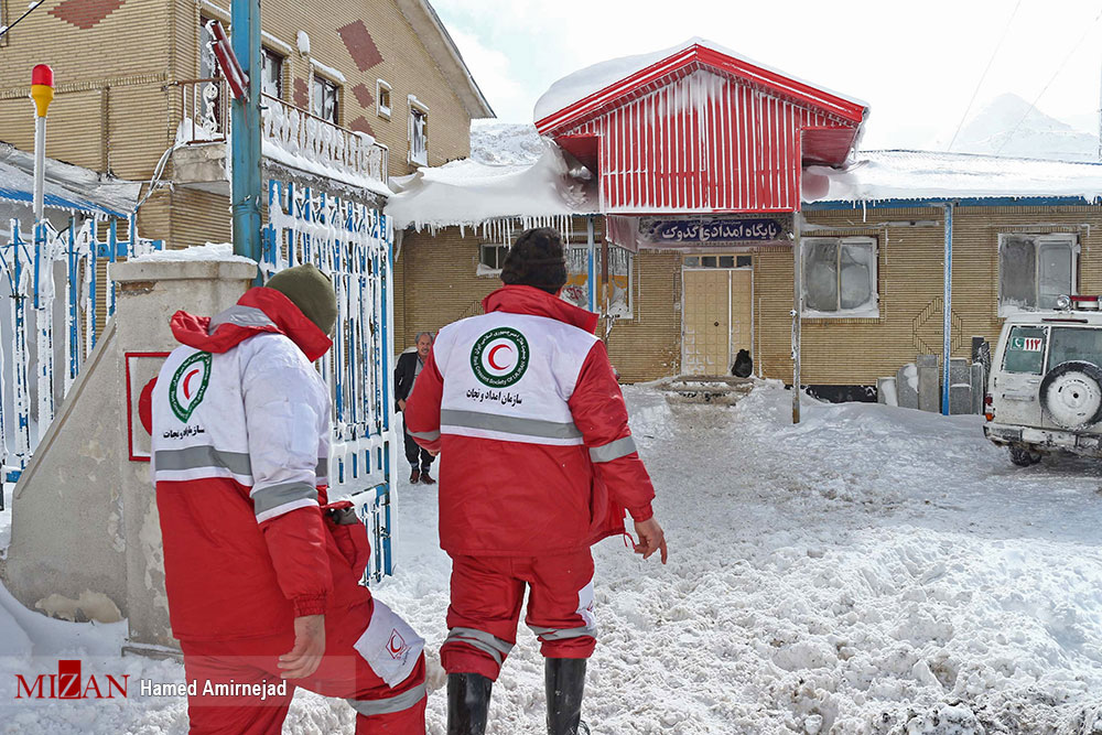 امدادرسانی به بیش از 32 هزار نفر در برف و کولاک/ نجات جان 4 نفر از زیر بهمن در خلخال