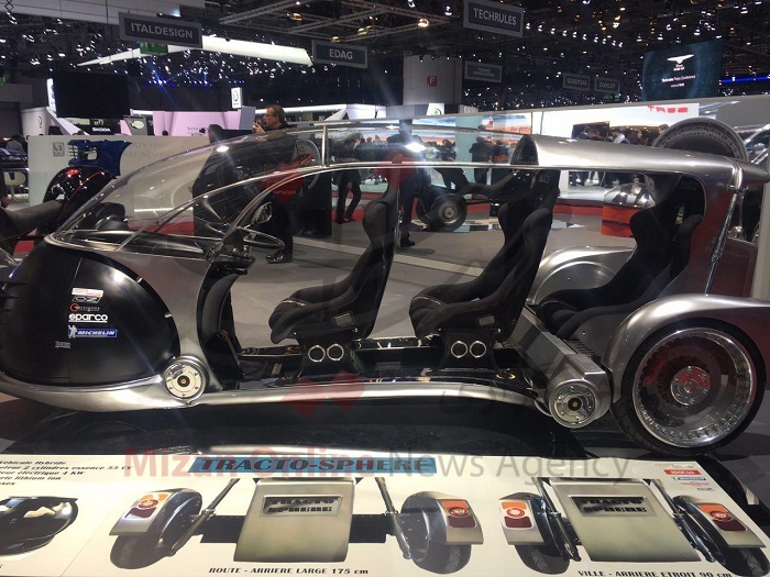 عرض اندام موتور سیکلت ها در ژنو/ موتور سیکلت های خاص را در نمایشگاه خودرو ژنو ببینید + تصاویر