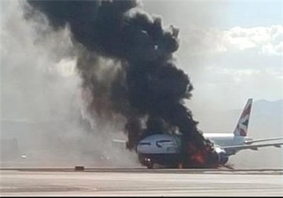 آتش گرفتن بوئینگ مسافربری انگلیس در لاس‌وگاس+عکس