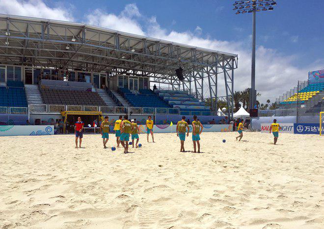 نخستین تمرین تیم ملی فوتبال ساحلی در ورزشگاه اصلی جام جهانی برگزار شد +عکس