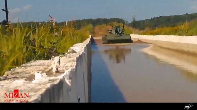رونمایی از بزرگترین روبات نظامی جهان/تانک بدون سرنشین ویخر روسیه را بشناسید+تصاویر