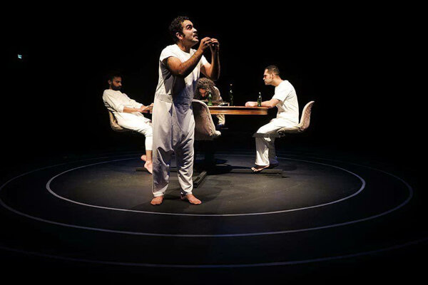آغاز اجرای «بین یه عالمه ماهی» در تالار سایه تئاتر شهر