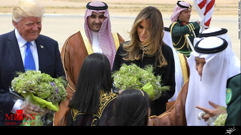 گران‌قیمت‌ترین هدیه تاریخ عربستان در دست ترامپ/کشتی تفریحی 800 میلیون دلاری و شمشیر 25 کیلویی از طلا+تصاویر