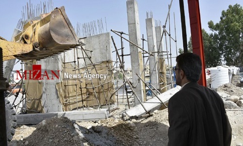 تخریب ساخت و سازهای غیرمجاز در ساحل بندرعباس 