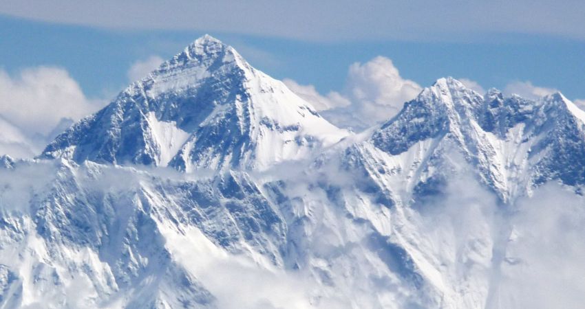 اندازه گیری مجدد ارتفاع اورست توسط نپالی ها