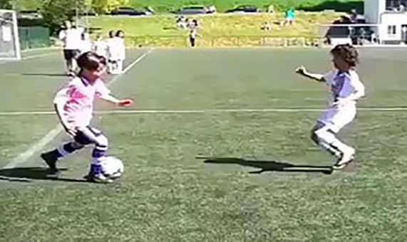 تکنیکی‌ترین خردسال فوتبالیست