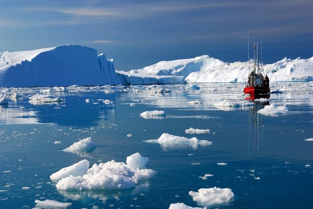 ذوب شدن یخچال‌های گرین‌لند به سرعت نور!