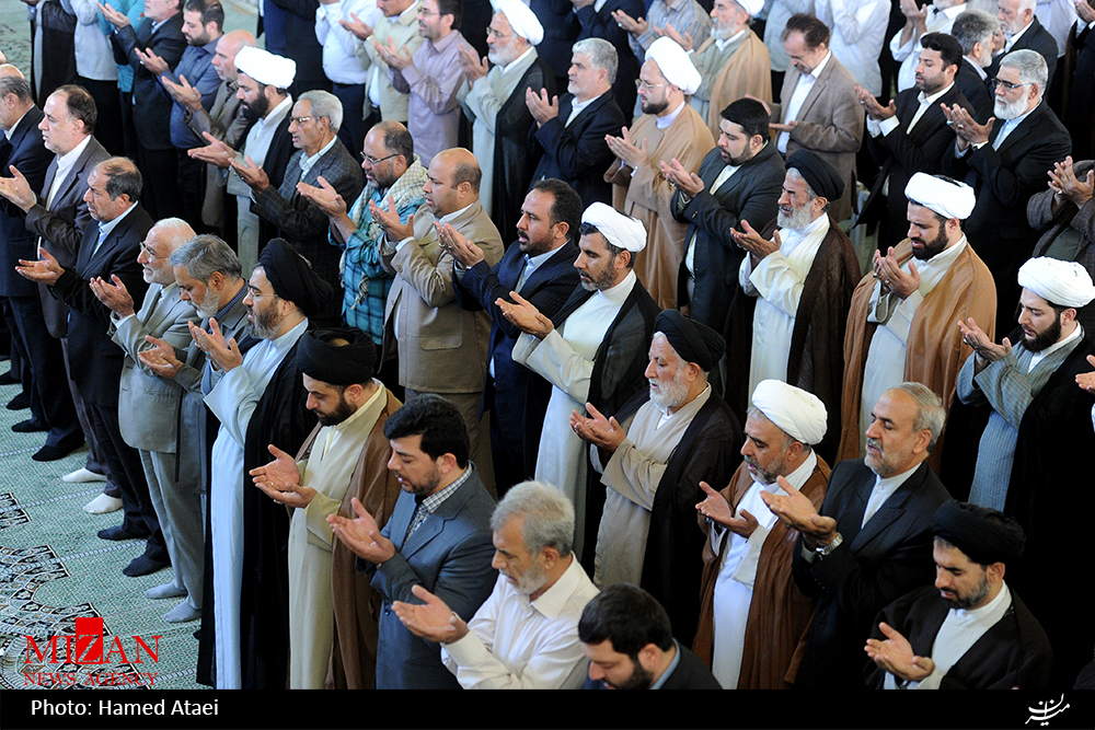 نماز عید قربان در دانشگاه تهران به روایت تصویر