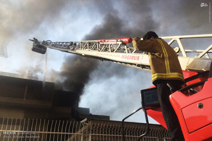 آتش سوزی گسترده در ساختمان وزارت کشور +عکس
