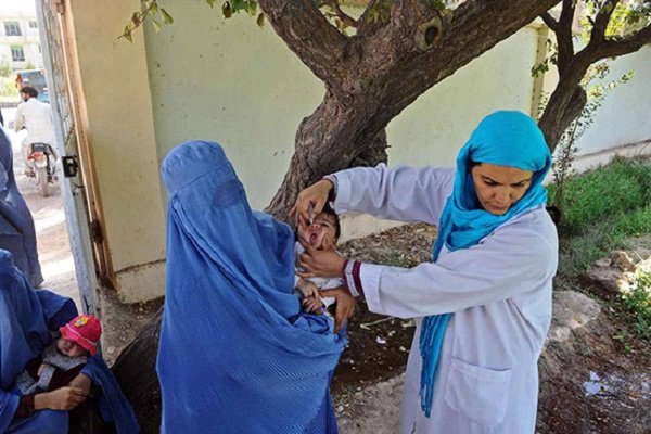 داعش از واکسینه شدن اطفال در 