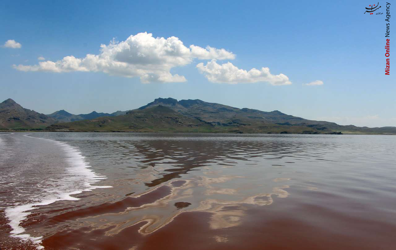 دریاچه ارومیه زنده شد +عکس