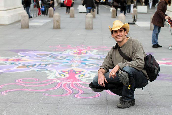 نقاشی های جالب شن و ماسه ای در کف خیابان