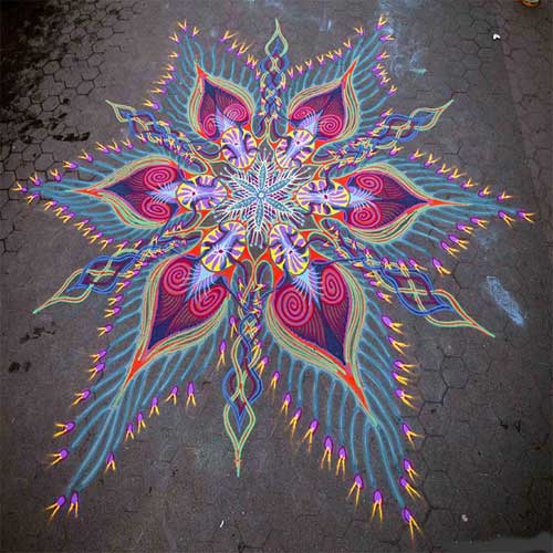 نقاشی های جالب شن و ماسه ای در کف خیابان