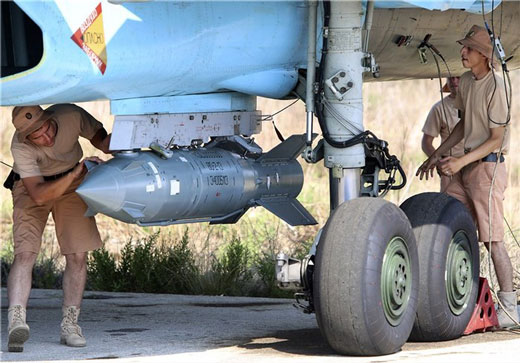 آماده‌ سازی جنگنده‌های روسی برای حمله به داعش + عکس