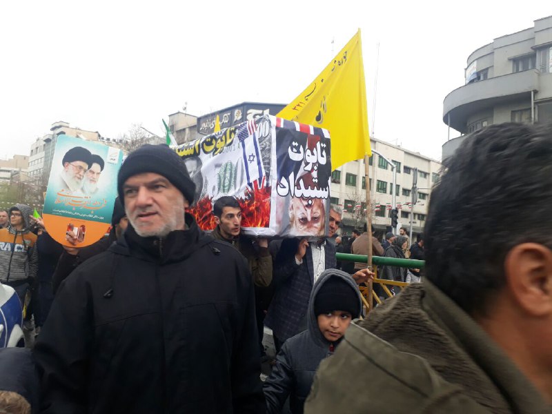 حضور دشمن‌شکن مردم در جشن «چهل» سالگی انقلاب اسلامی + حاشیه‌ها و تصاویر