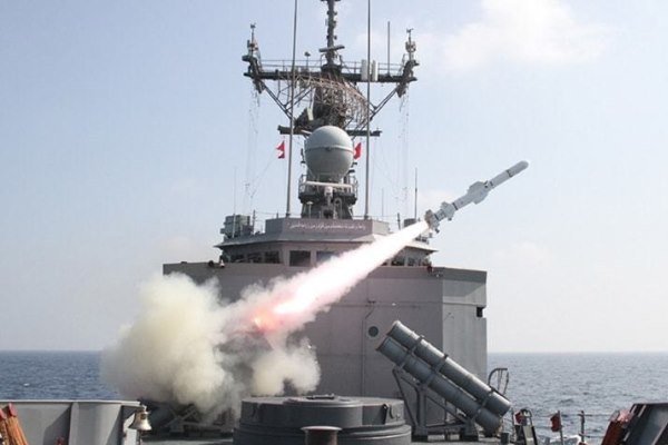 آزمایش موفقت آمیز موشکهای ضد کشتی 