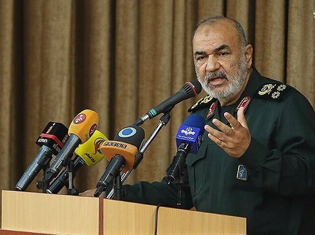 ایران در استراتژی آغازگر هیچ جنگی نیست اما در تاکتیک وضعیت معکوس است