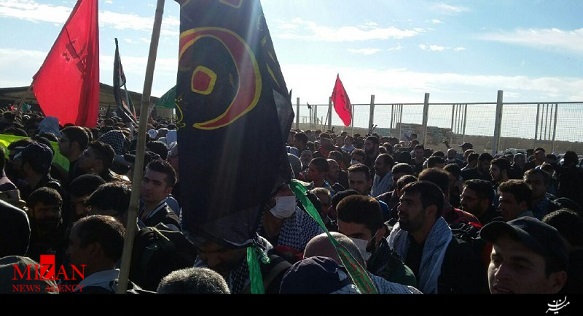 ازدحام زائران در مرز مهران/ حضور 150 هزار زائر در گیت‌های مرزی