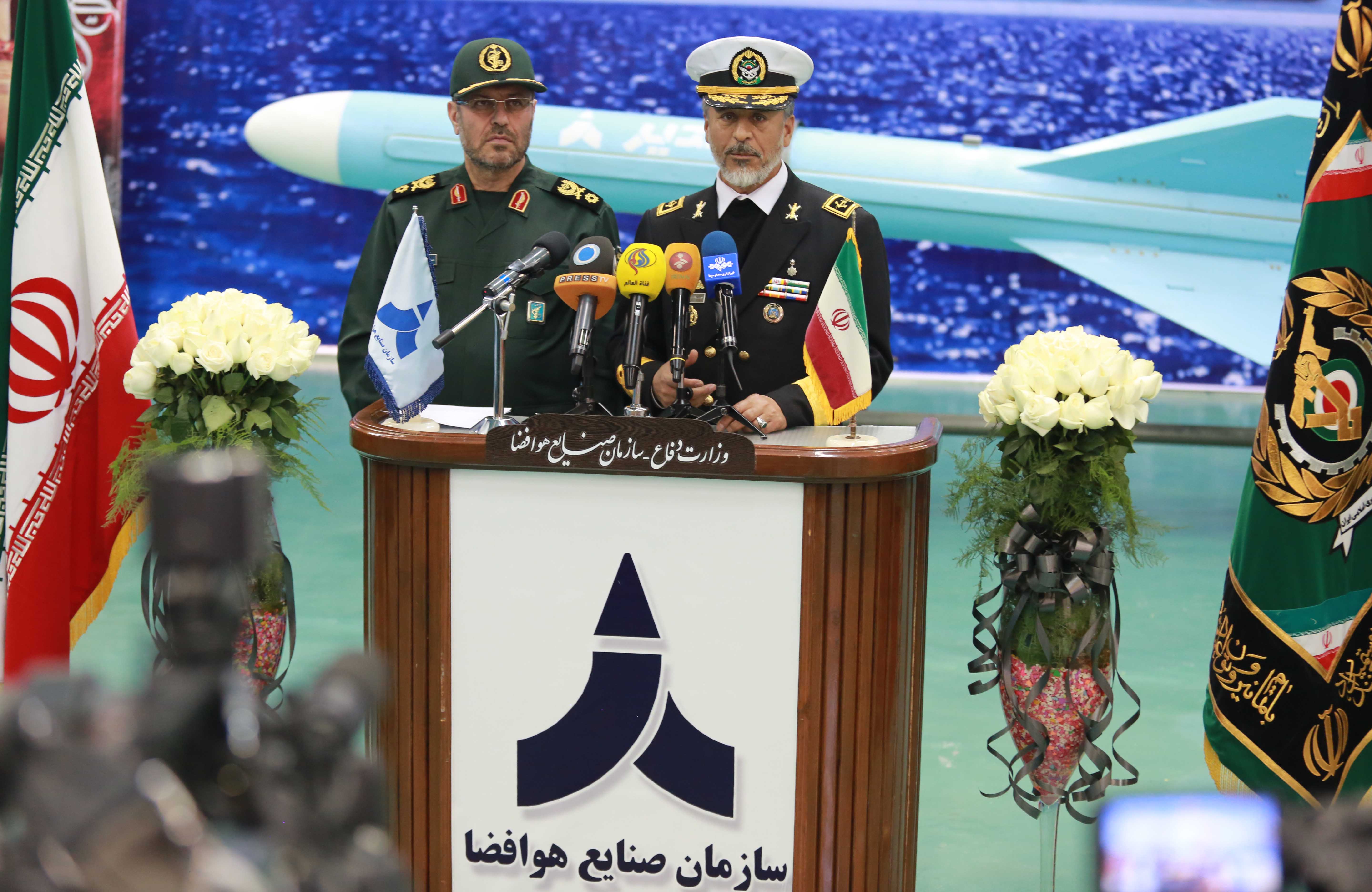 تجهیز نیروی دریایی راهبردی ارتش جمهوری اسلامی ایران به موشک کروز دریایی قدیر+تصاویر