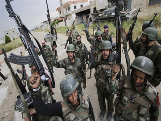 سرهنگ جدا شده ارتش سوریه به همراه 300 فرد مسلح تسلیم شد