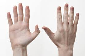 چرا انگشتان دست همیشه سرد هستند؟