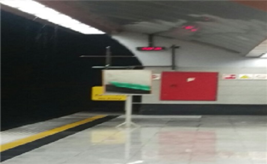 ریزش آب از سقف ایستگاه‌ مترو+عکس