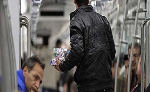 کوچ اجباری دستفروشان از مترو + عکس