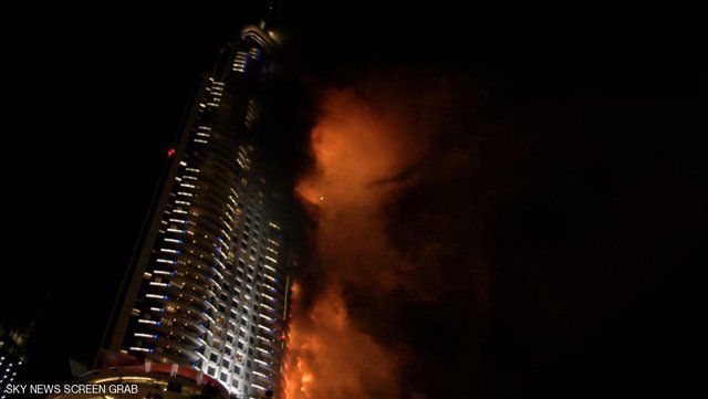 نخستین تصاویر از آتش سوزی در هتل‌ 63 طبقه دبی