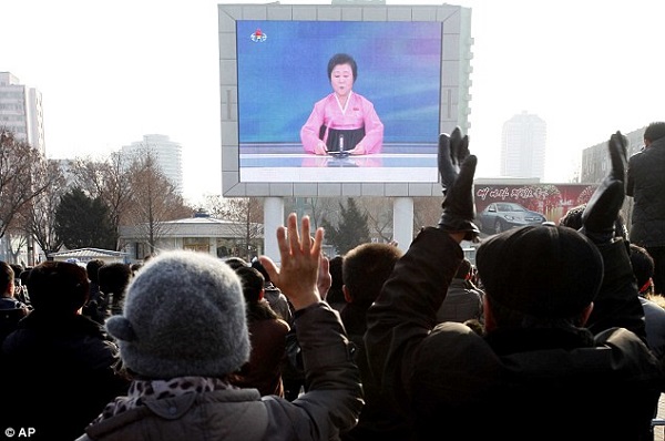 واکنش مردم کره شمالی به اعلام خبر آزمایش بمب هیدروژنی + تصاویر