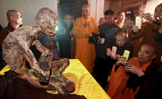 مومیایی راهب چینی + عکس
