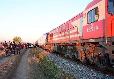 قطار باری ایران- وان در ترکیه مورد حمله قرار گرفت