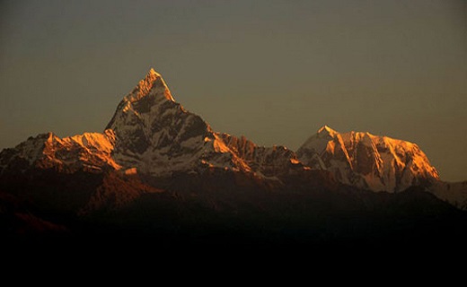 طلوع شگفت انگیز خورشید در نپال + تصاویر