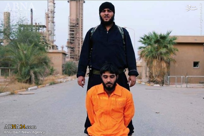 ذبح جوان عراقی به دست جلاد داعش + تصاویر