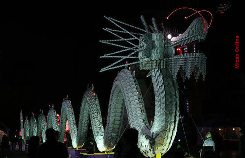 از اژدهای 50 متری ساخته شده از کاسه و بشقاب تا نزاع یک بوفالو با فیل