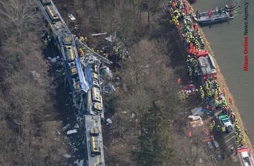 از تصاویر سانحه تصادف قطار در باواریا آلمان تا پرش ماجرا جوی روسی از ارتفاع چهل متری
