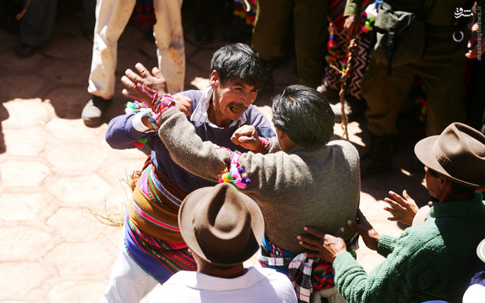 فستیوال کتک کاری در بولیوی +تصاویر