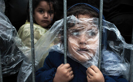 کودک پناه جویی که بهترین تصویر سال شد +عکس