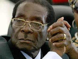 رابرت موگابه: هنوز زنده ام جانشین نمی خواهم