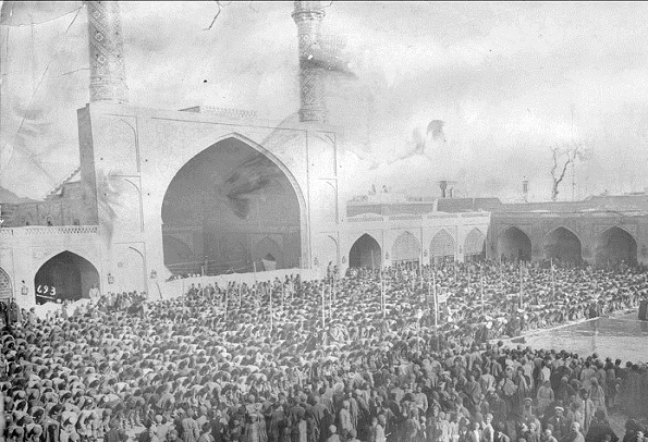 نماز جماعت در دوره قاجار + عکس