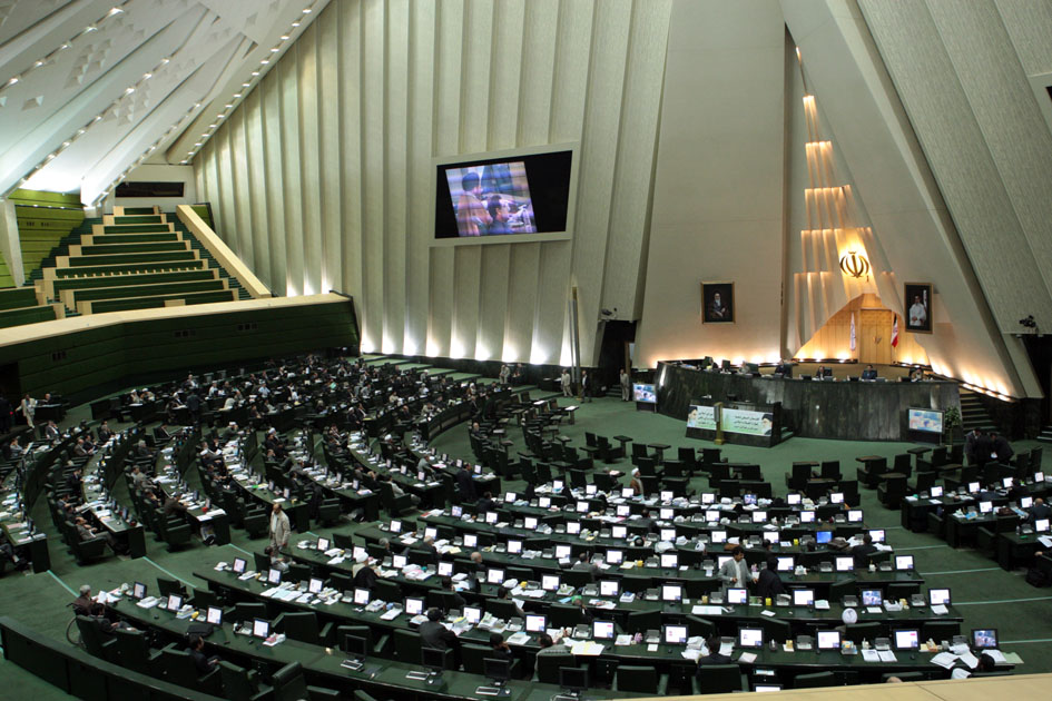 تصویب کلیات لایحه الحاق ایران به پروتکل الحاقی به کنوانسیون حمل و نقل بین‌المللی کالا