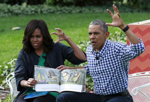 وقتی اوباما و همسرش برای کودکان قصه ترسناک تعریف می کنند + عکس