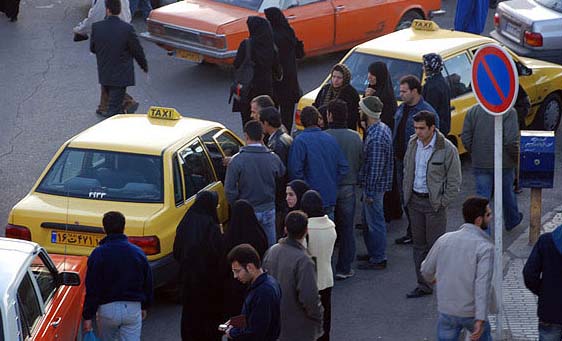 تجهیز تاکسی های تهران به دستگاه کارت خوان