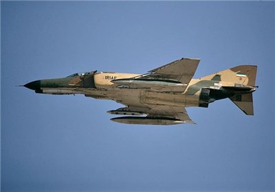 فروند جنگنده F۴ نهاجا در مهرآباد +تصاویر