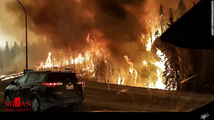 نخست وزیر آلبرتا: این آتش تحت هیچ شرایطی قابل مهار نیست + تصاویر