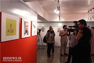 دانشجویان دانشگاه تهران از نمایشگاه هولوكاست بازدید می‌كنند