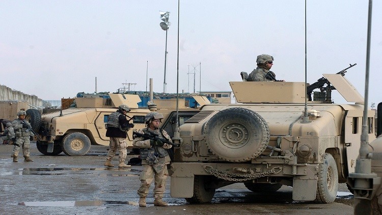 کاروان نظامیان آمریکایی در افغانستان هدف حمله انتحاری قرار گرفت