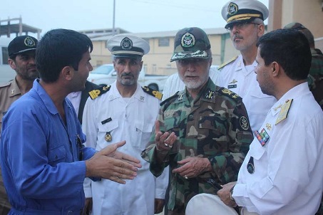 سرلشکر صالحی از منطقه سوم دریایی ارتش بازدید کرد