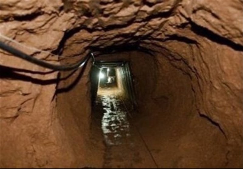 کشف تونل‌های داعش و پرکردن آنها از آب +عکس