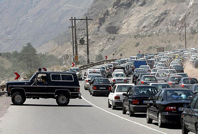 ترافیک در جاده های منتهی به تهران